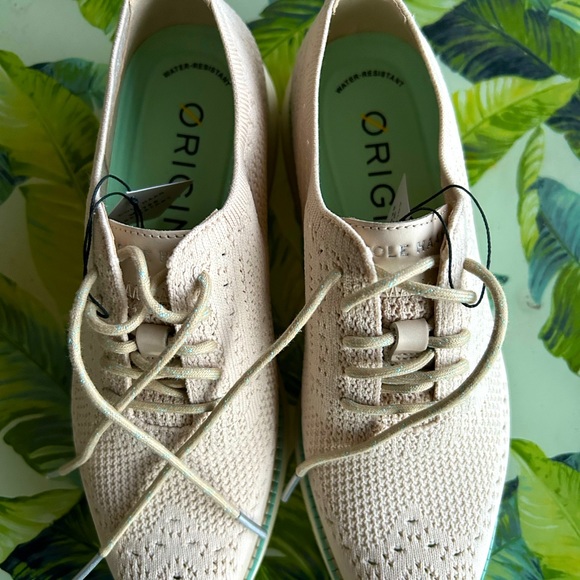 Cole Haan Shoes - Cole Haan Zerogrand OG STL WING OX women’s golf shoes, size 7 in White Cap Knit.